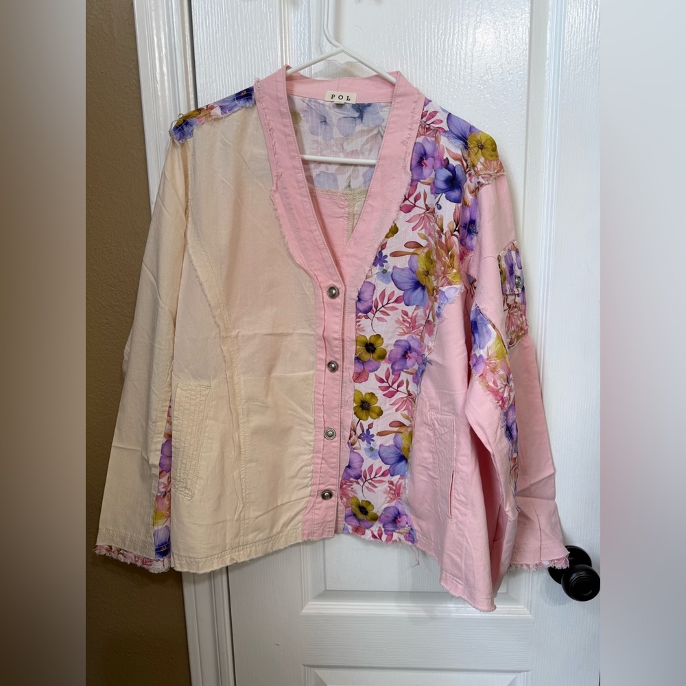 H210 POL L pp28 Patchwork Floral Button Jacket in Pink & Cream Top - Picture 5 of 15